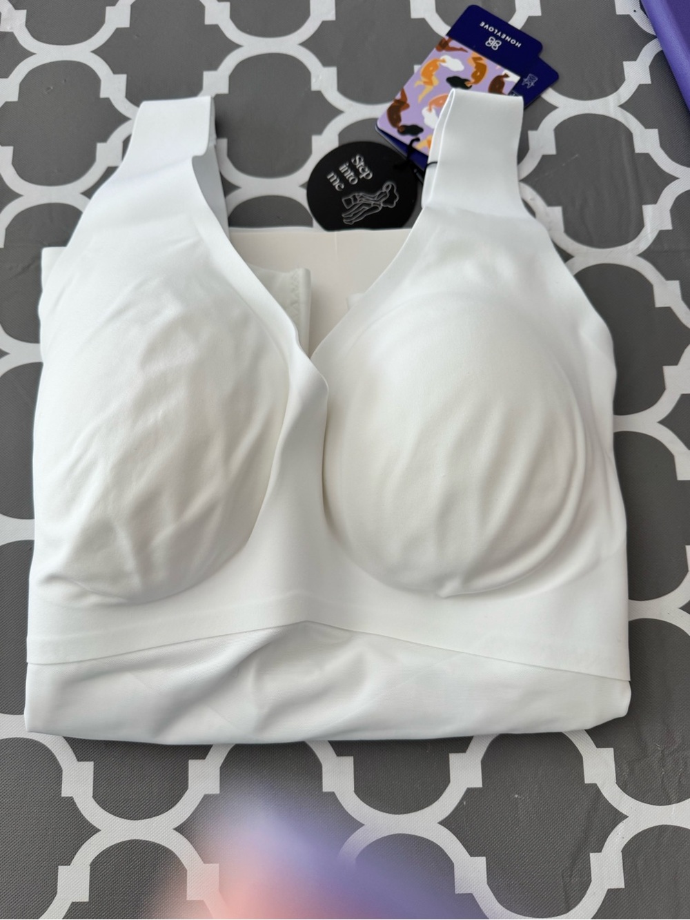 Honeylove LiftWear Tank in Astral white, size 1X. New with tags.

Built-in mol - Picture 9 of 11